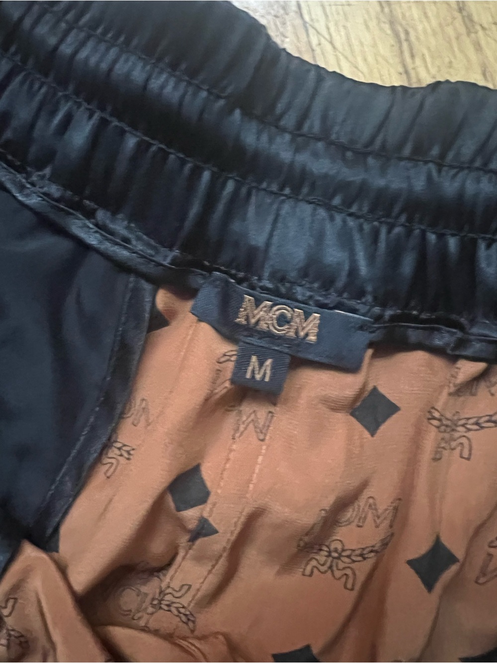 MCM luxury silk jersey shorts - Picture 8 of 15